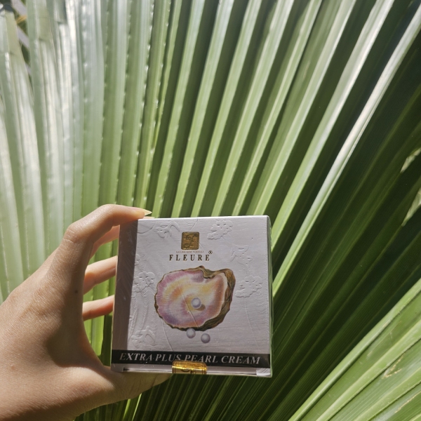 کرم حجم دهنده صورت